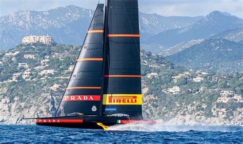 prada luna rossa pirelli